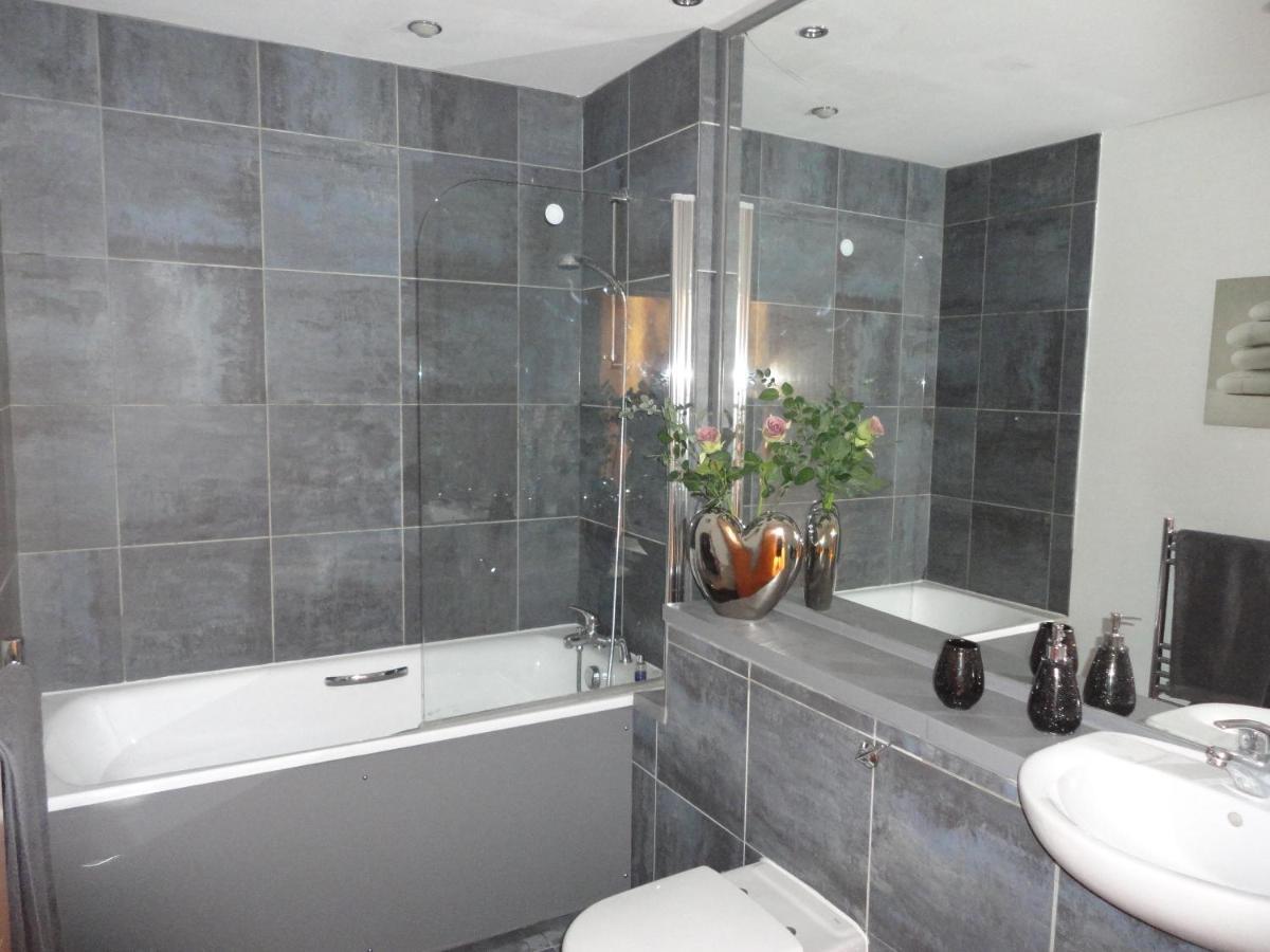 Luxury Apartment Best Location In Liverpool City Center Экстерьер фото